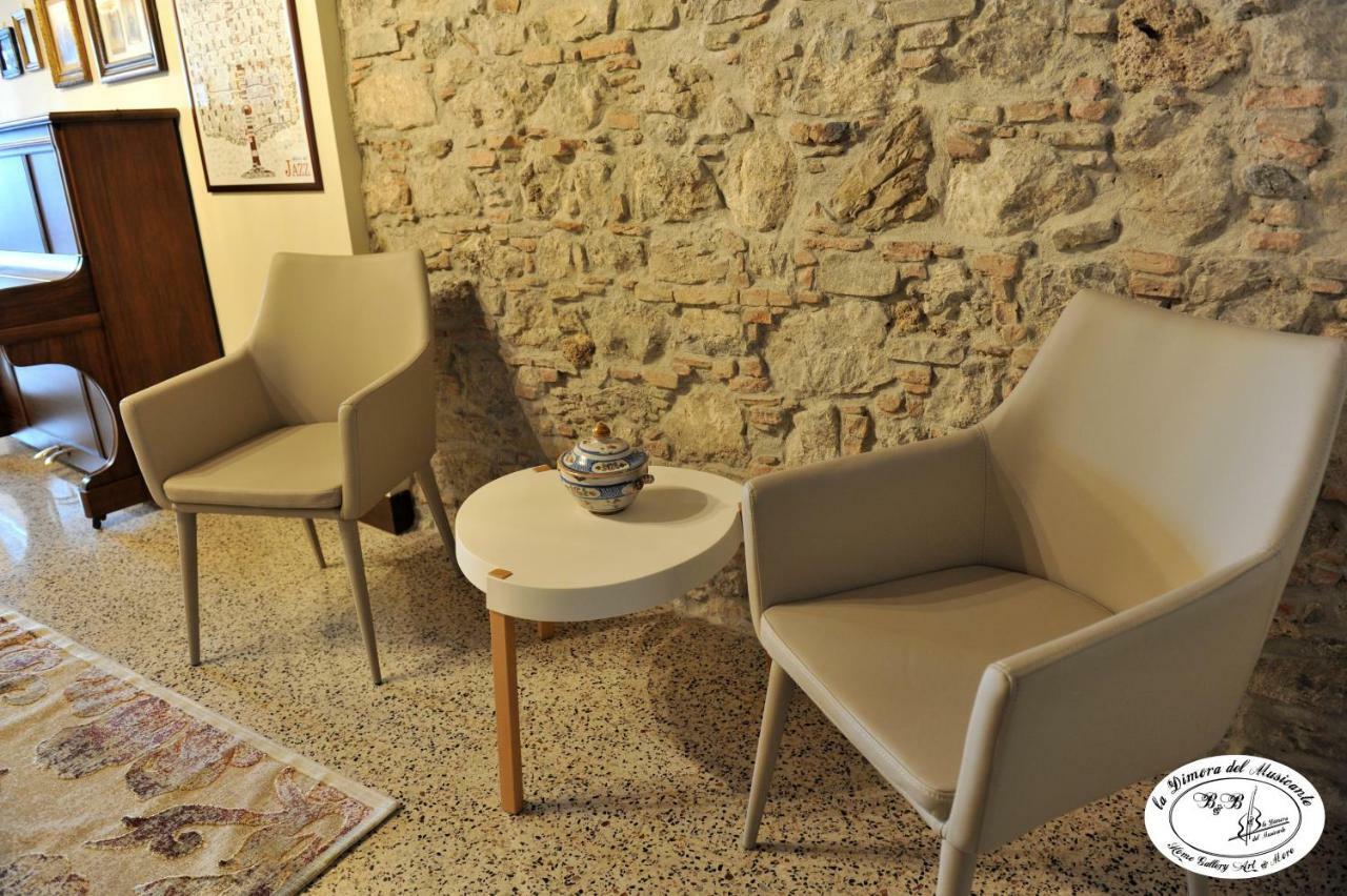 La Dimora Del Musicante Homegallery Виджано Экстерьер фото